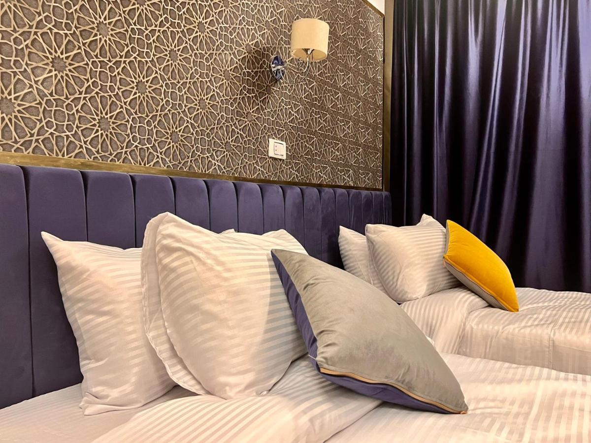 Grand Pyramids Inn Kafret el-Gabal Екстериор снимка