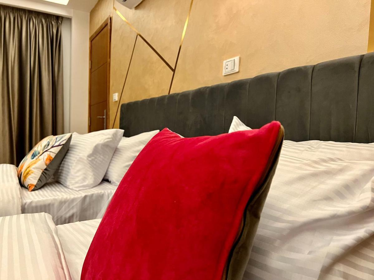 Grand Pyramids Inn Kafret el-Gabal Екстериор снимка